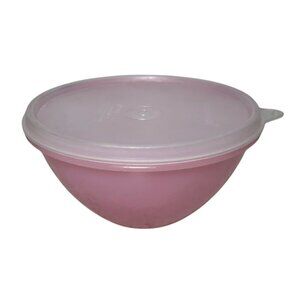 Vintage Tupperware Wonderlier Pink bowl with a sheer lid 233-7